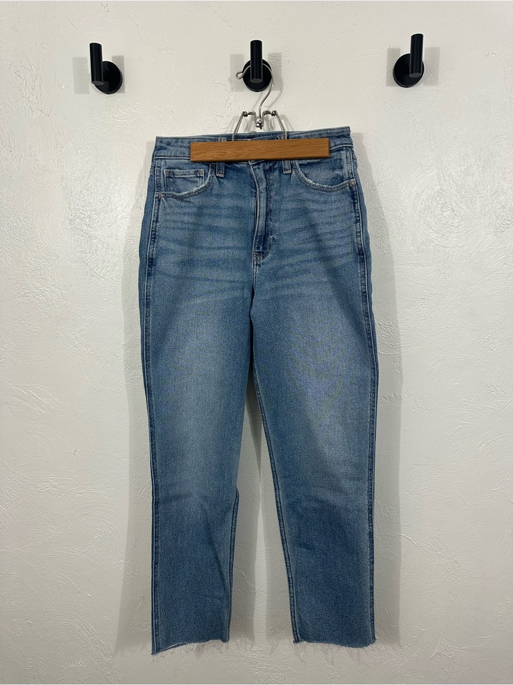 Hollister Ultra High-Rise Mom Jean Women’s - Light Blue